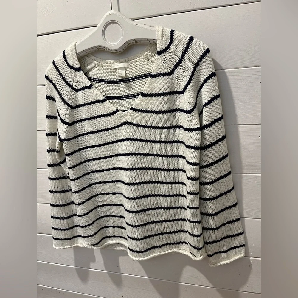 H&M STRIPED SWEATER – SIZE M - Picture 8 of 10